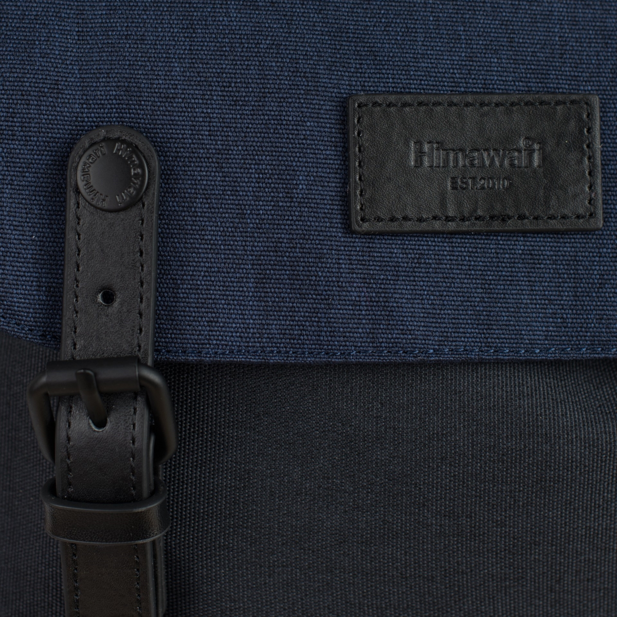Stylový městský batoh 16" 20L - Himawari